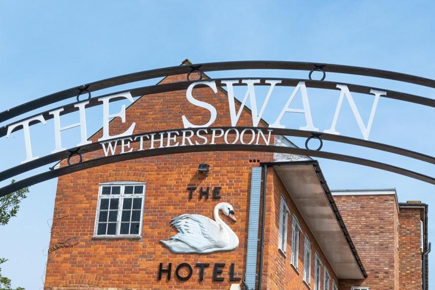 The Swan Hotel Wetherspoon レイトン・バザード エクステリア 写真